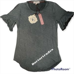 New NWT Women's Ruffle Short Sleeve Scoop Neck T-Shirt Knox Rose Gray XS